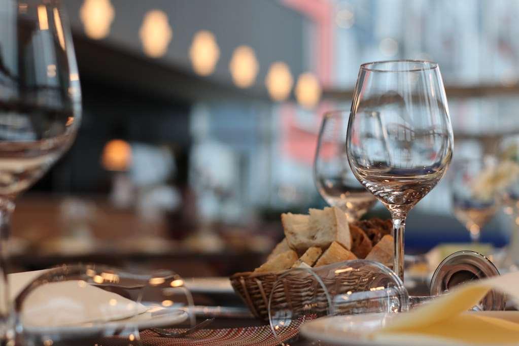 Stay2Munich Hotel & Serviced Apartments Brunnthal Restoran fotoğraf