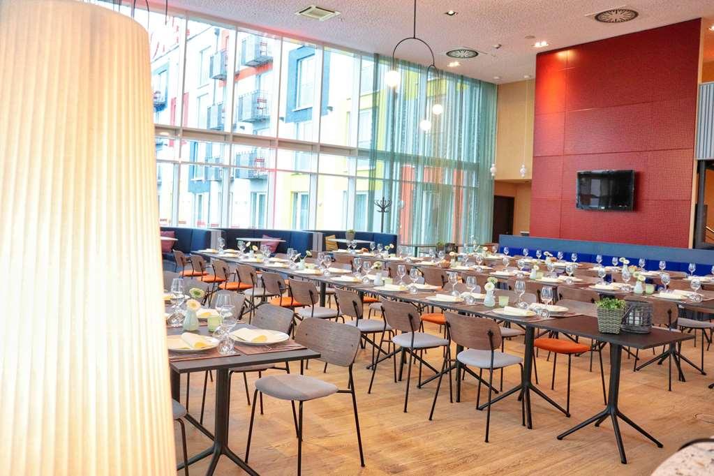 Stay2Munich Hotel & Serviced Apartments Brunnthal Restoran fotoğraf