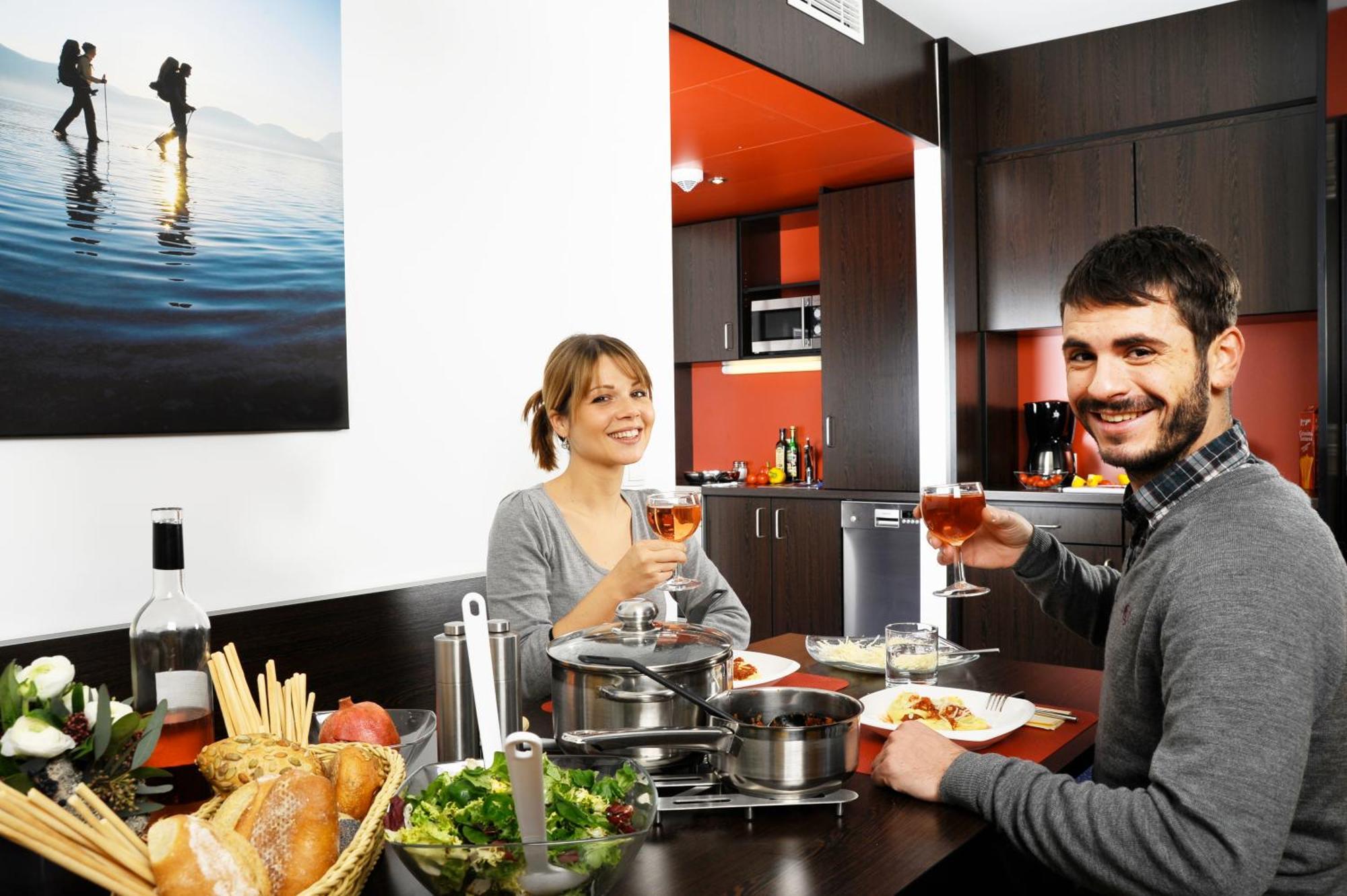 Stay2Munich Hotel & Serviced Apartments Brunnthal Dış mekan fotoğraf