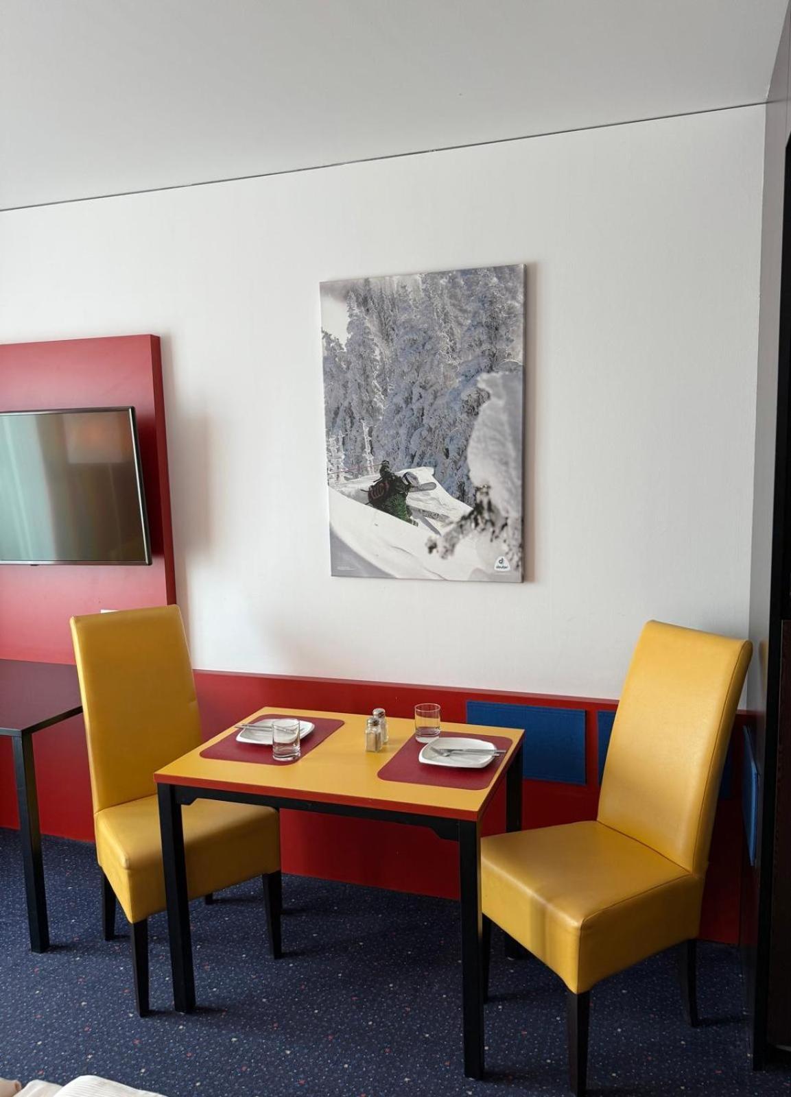 Stay2Munich Hotel & Serviced Apartments Brunnthal Dış mekan fotoğraf